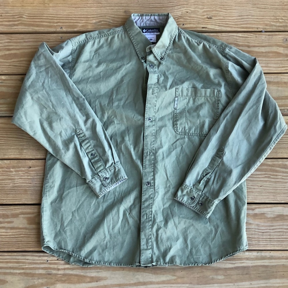 Columbia Button Up Shirt